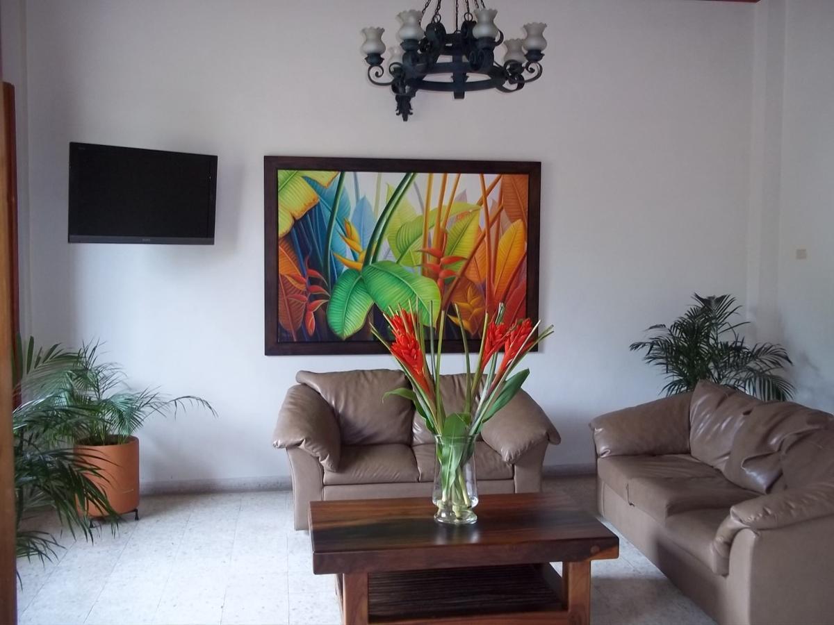Hotel Valdivia Plaza Jardín Kültér fotó
