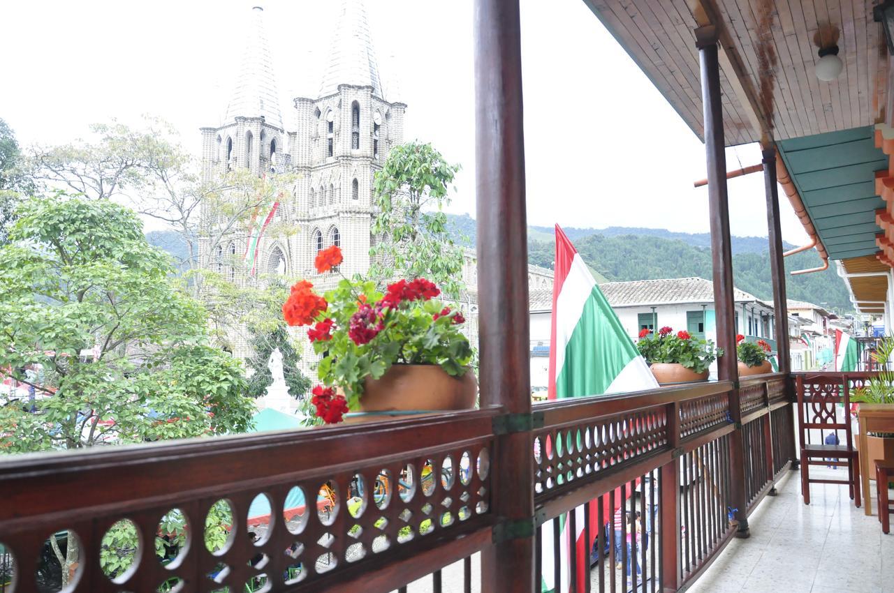 Hotel Valdivia Plaza Jardín Kültér fotó