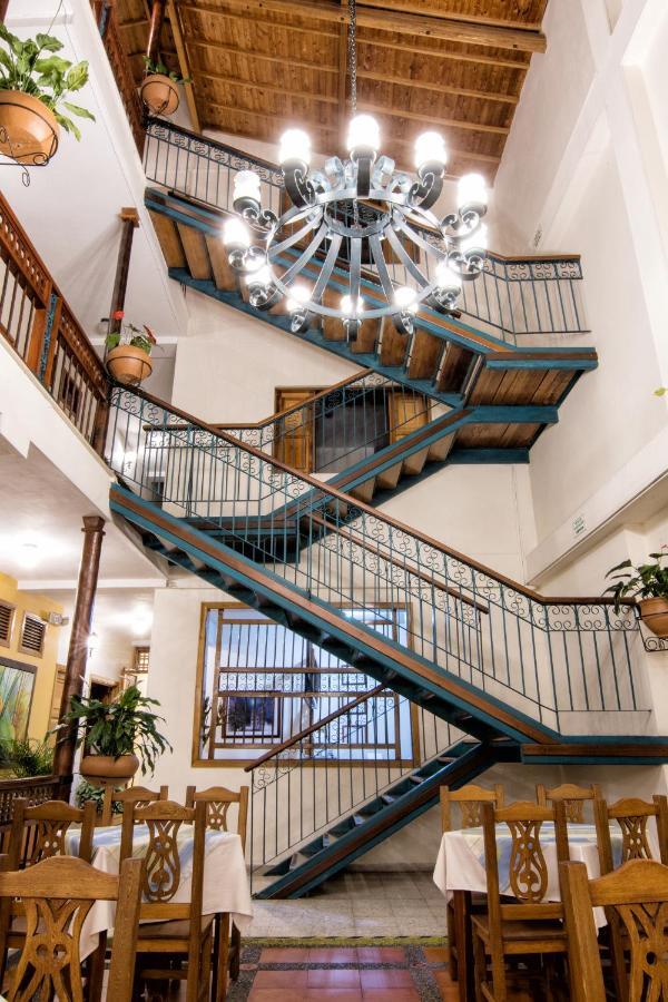 Hotel Valdivia Plaza Jardín Kültér fotó
